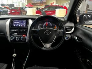 Toyota Yaris 5-door 1.0 XS - Image 7