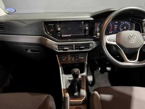 Volkswagen Polo hatch 1.0TSI Life manual - Image 11
