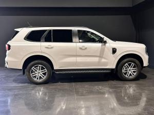 Ford Everest 2.0 BiTurbo XLT - Image 4