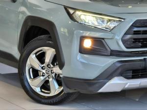 Toyota RAV4 2.0 GX-R AWD - Image 3