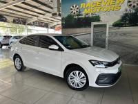 Thumbnail Volkswagen Polo sedan 1.6 manual