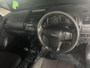 Isuzu D-Max 250 double cab Hi-Ride - Image 9