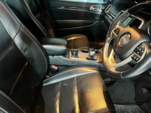 Jeep Grand Cherokee 3.6L Overland - Image 5