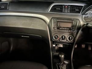 Suzuki Ciaz 1.5 GL manual - Image 9