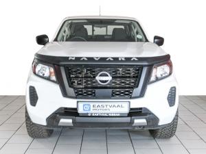 Nissan Navara 2.5DDTi double cab SE Plus auto - Image 2