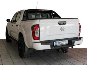Nissan Navara 2.5DDTi double cab SE Plus auto - Image 6