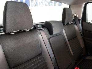 Nissan Navara 2.5DDTi double cab SE Plus auto - Image 16
