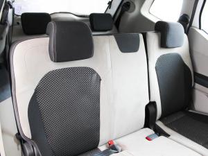 Renault Triber 1.0 Intens auto - Image 18