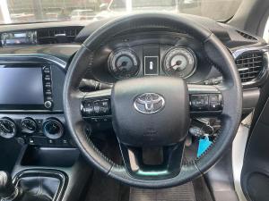 Toyota Hilux 2.8GD-6 4x4 Legend 50 - Image 14