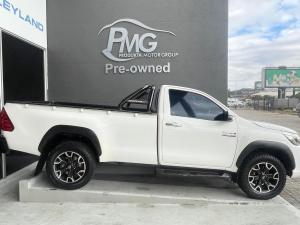 Toyota Hilux 2.8GD-6 4x4 Legend 50 - Image 3