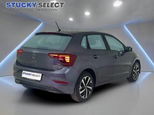 Volkswagen Polo hatch 1.0TSI Life auto - Image 5