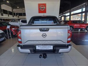 Nissan Navara 2.5DDTi double cab LE Plus - Image 5