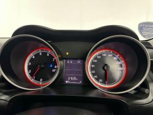 Suzuki Swift 1.2 GLX - Image 12