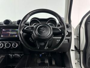 Suzuki Swift 1.2 GLX - Image 15