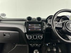 Suzuki Swift 1.2 GLX - Image 19