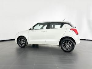 Suzuki Swift 1.2 GLX - Image 2