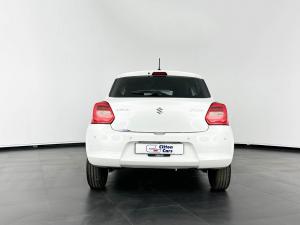 Suzuki Swift 1.2 GLX - Image 5