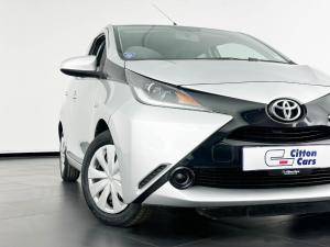 Toyota Aygo 1.0 - Image 8