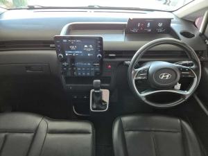 Hyundai Staria 2.2D Executive automatic - Image 10