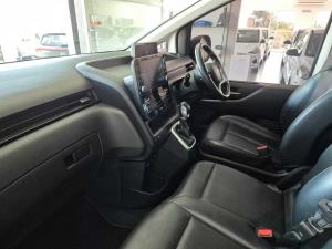 Hyundai Staria 2.2D Executive automatic - Image 16