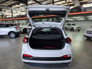 Hyundai i20 1.2 Motion - Image 8