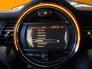 MINI Cooper automatic - Image 16
