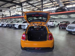 MINI Cooper automatic - Image 8