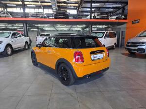 MINI Cooper automatic - Image 9