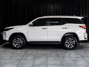 Toyota Fortuner 2.4GD-6 auto - Image 6