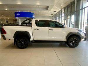 Toyota Hilux 2.8GD-6 double cab Legend auto - Image 3