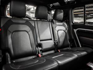 Land Rover Defender 110 D300 X-Dynamic HSE - Image 19