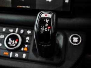 Land Rover Defender 110 D300 X-Dynamic HSE - Image 15