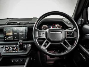 Land Rover Defender 110 D300 X-Dynamic HSE - Image 18
