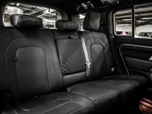 Land Rover Defender 110 D300 X-Dynamic HSE - Image 20