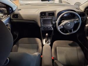 Volkswagen Polo Vivo hatch 1.6 Comfortline auto - Image 7
