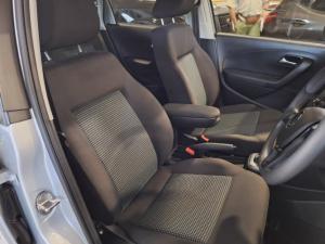 Volkswagen Polo Vivo hatch 1.6 Comfortline auto - Image 9
