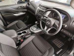 Nissan Navara 2.5DDTi double cab SE Plus auto - Image 5