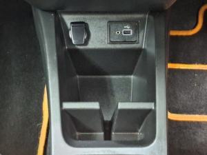Renault Kwid 1.0 Climber auto - Image 11