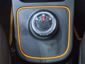Renault Kwid 1.0 Climber auto - Image 12