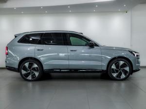 Volvo EX90 Ultra Twin Performance - Image 6