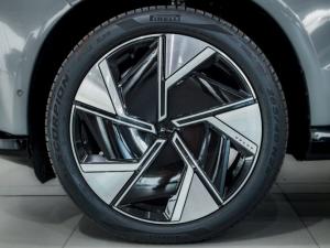Volvo EX90 Ultra Twin Performance - Image 8