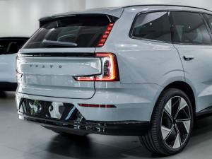 Volvo EX90 Ultra Twin Performance - Image 9
