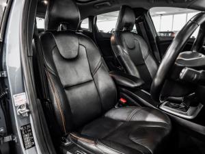 Volvo V40 Cross Country D3 Inscription - Image 12