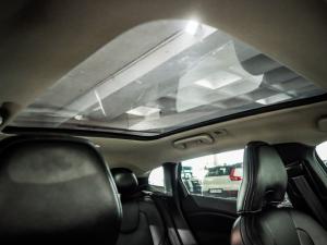 Volvo V40 Cross Country D3 Inscription - Image 19