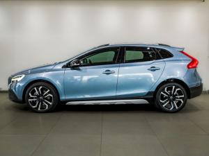 Volvo V40 Cross Country D3 Inscription - Image 3