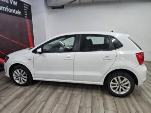 Volkswagen Polo Vivo hatch 1.6 Comfortline auto - Image 9