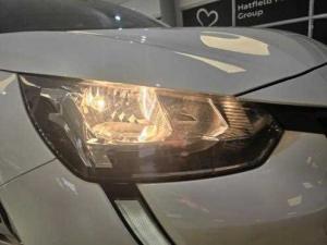 Peugeot 208 1.2 Active - Image 10