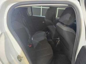 Peugeot 208 1.2 Active - Image 15