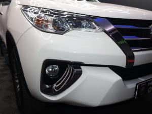Toyota Fortuner 2.4GD-6 auto - Image 6