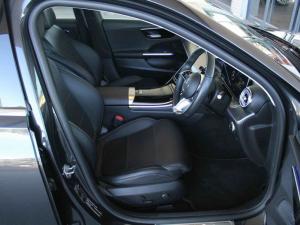 Mercedes-Benz C-Class C220d Avantgarde - Image 10